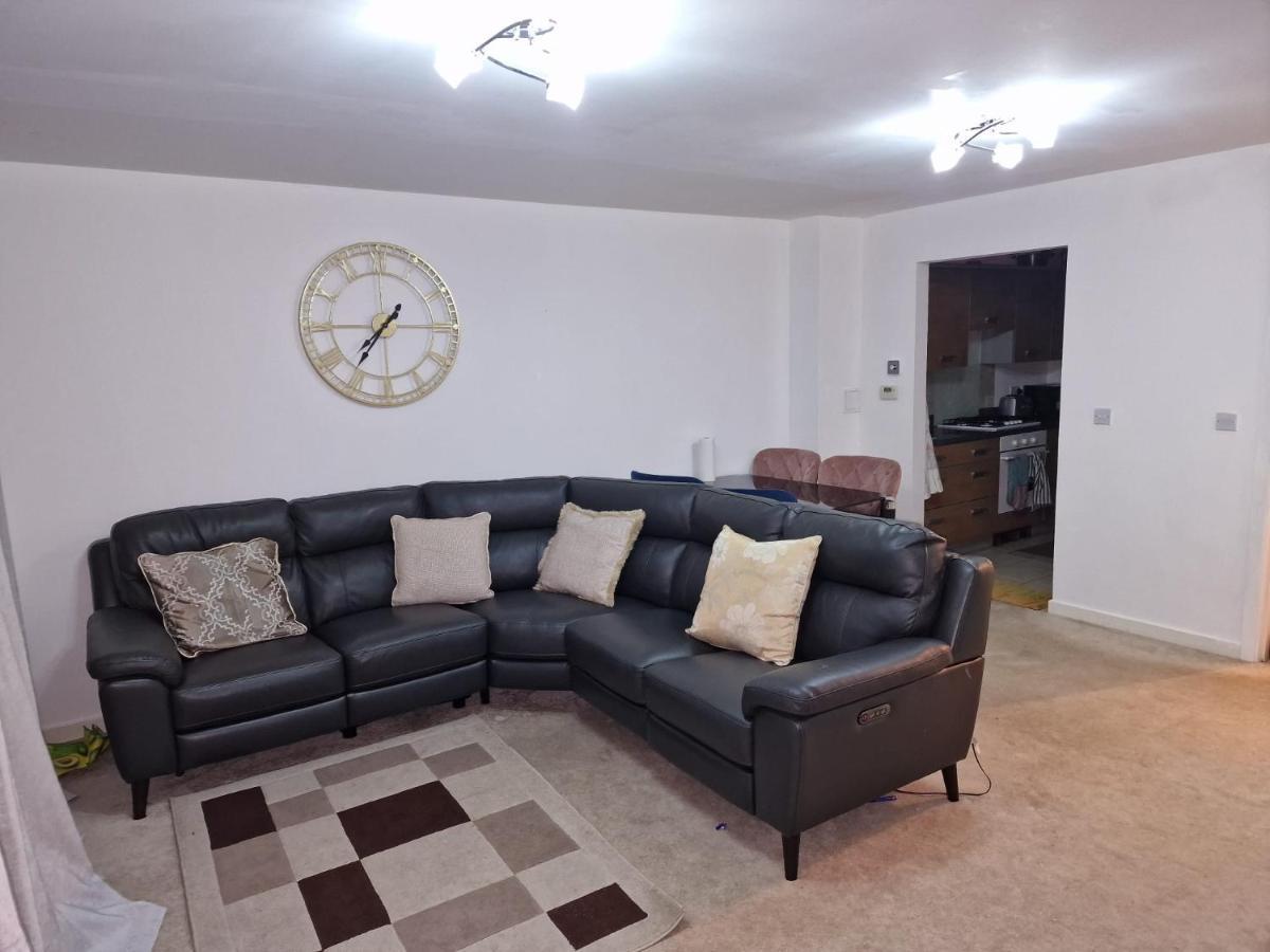 Ko 3 Bed House Apartment Dartford Exterior photo